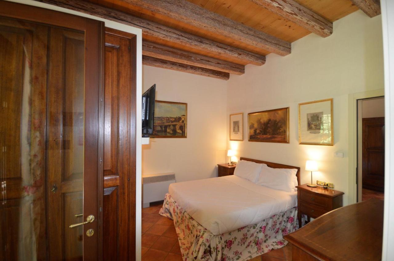 Hotel Villa Luppis Pasiano Di Pordenone Bagian luar foto