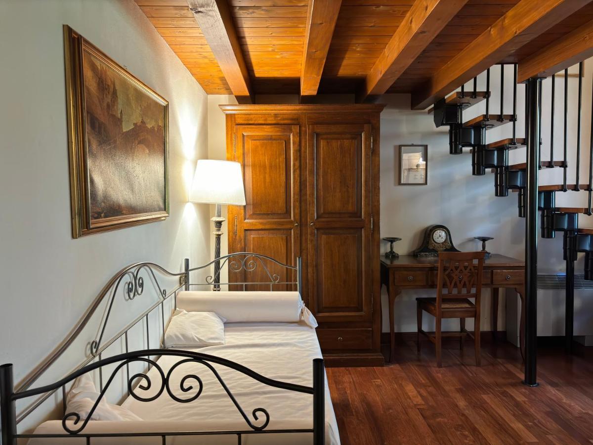 Hotel Villa Luppis Pasiano Di Pordenone Bagian luar foto