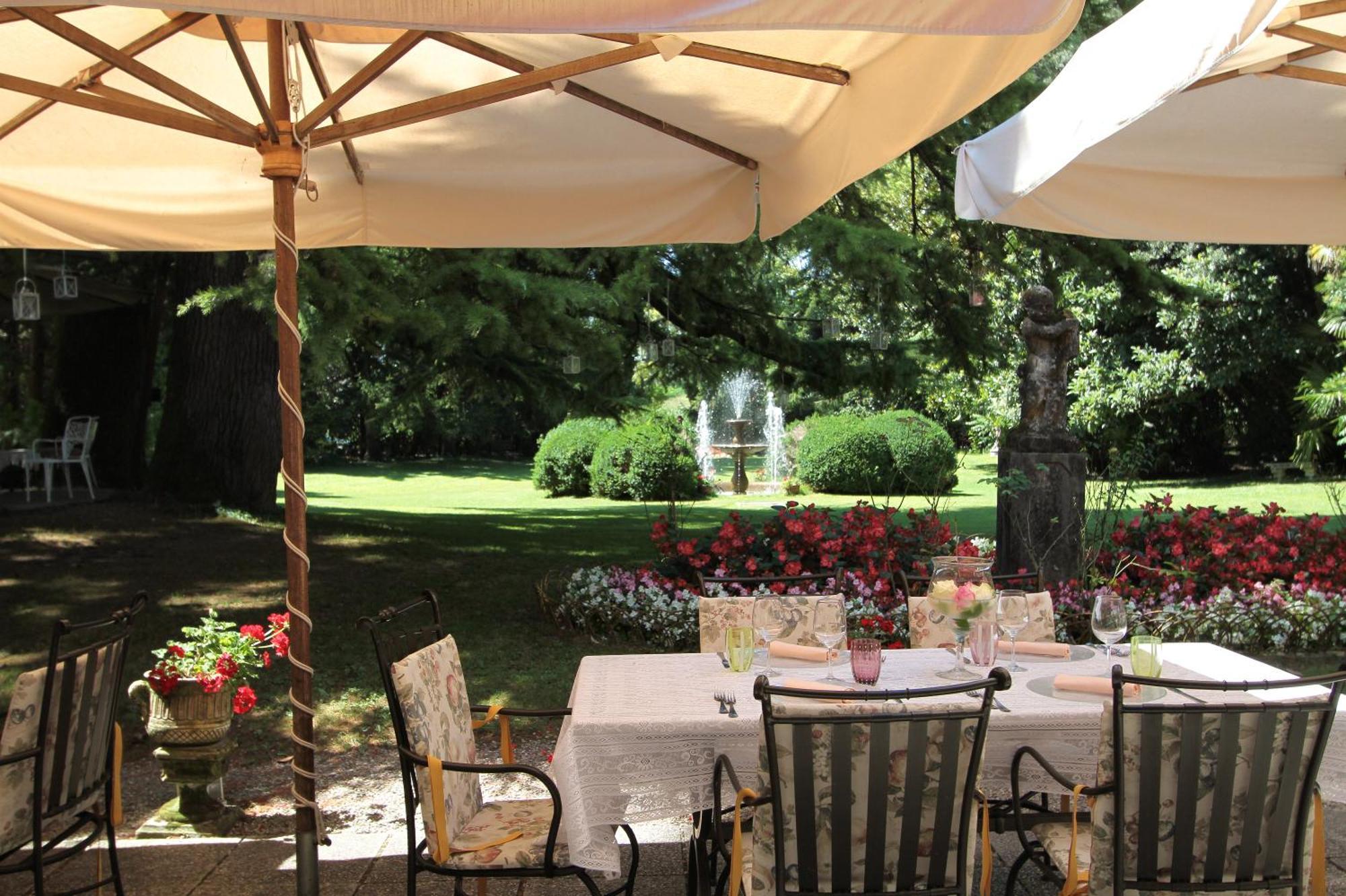 Hotel Villa Luppis Pasiano Di Pordenone Bagian luar foto