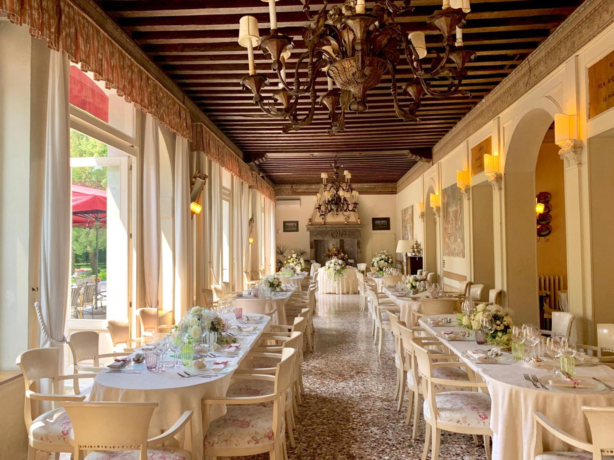 Hotel Villa Luppis Pasiano Di Pordenone Bagian luar foto