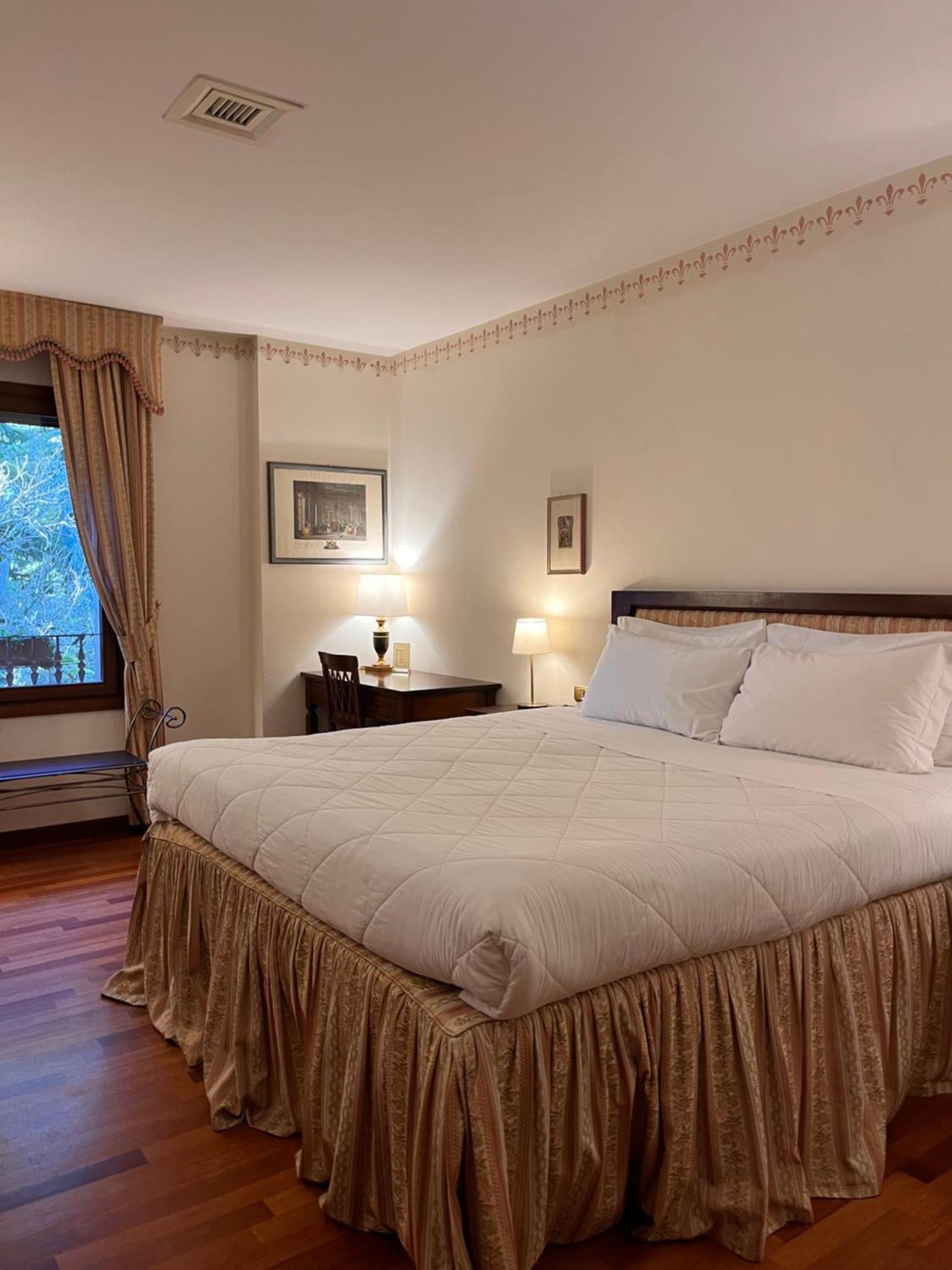 Hotel Villa Luppis Pasiano Di Pordenone Bagian luar foto